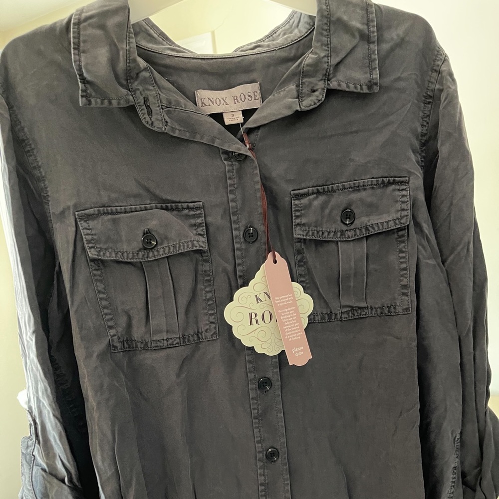 Women light weight roll up shirt